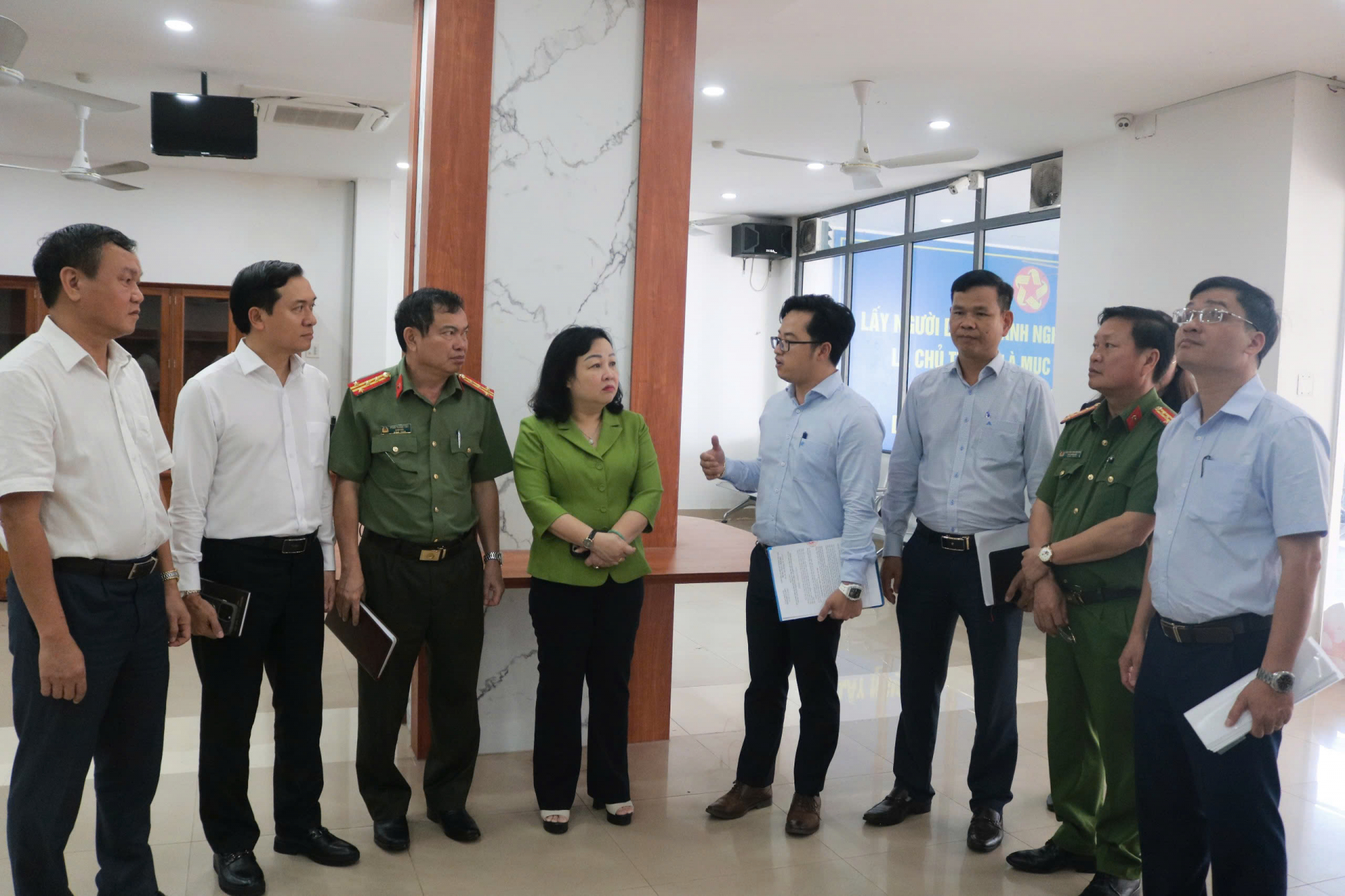 Chuyển đổi số là nhiệm vụ trọng tâm, xuyên suốt và đột phá