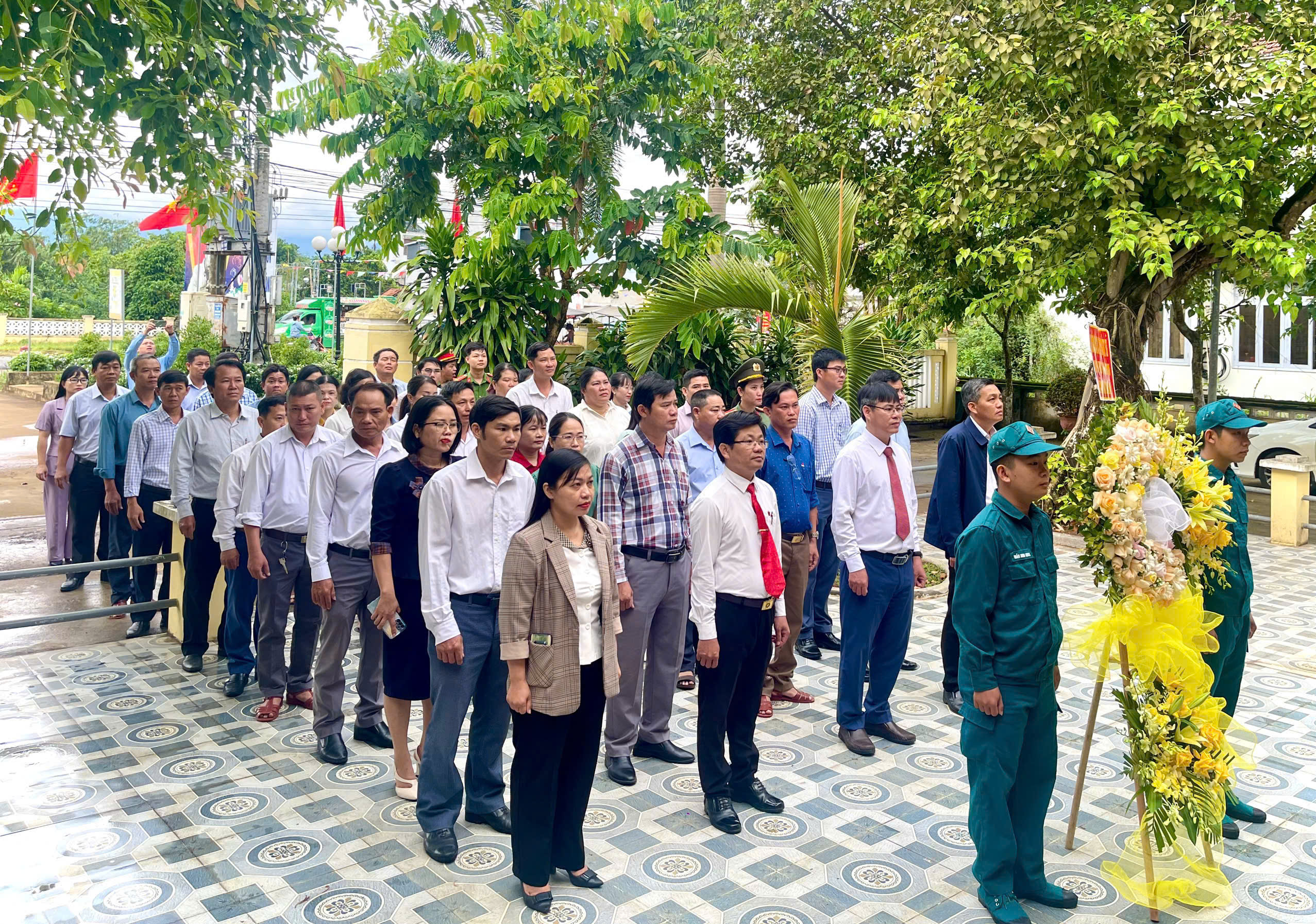 z6955788736377_1bddb585b8f8b3619c59a244bb6f4f1a