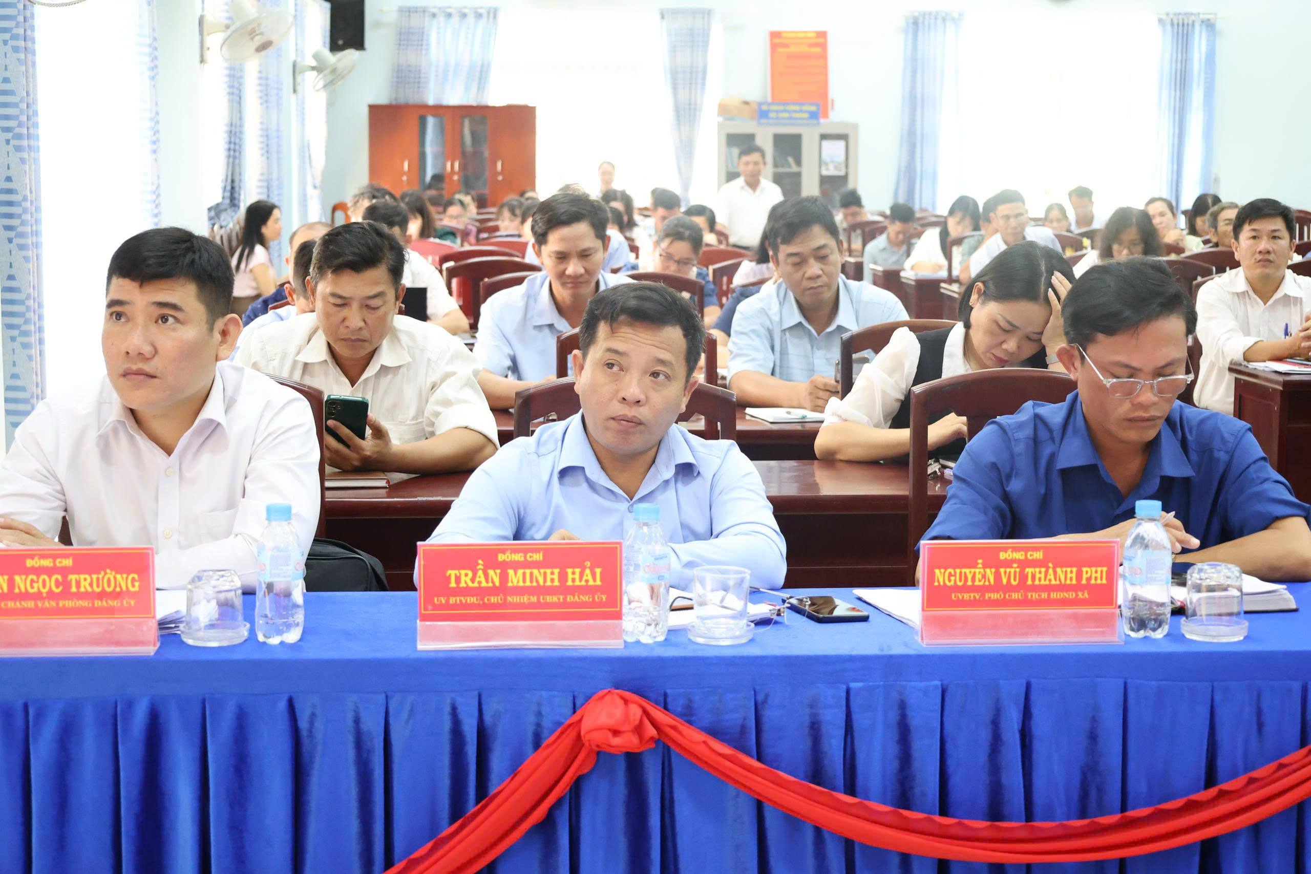 Hội nghị nghiên cứu, học tập, quán triệt và triển khai thực hiện Nghị quyết Hội nghị lần thứ hai Ban Chấp hành Trung ương Đảng khóa XIV