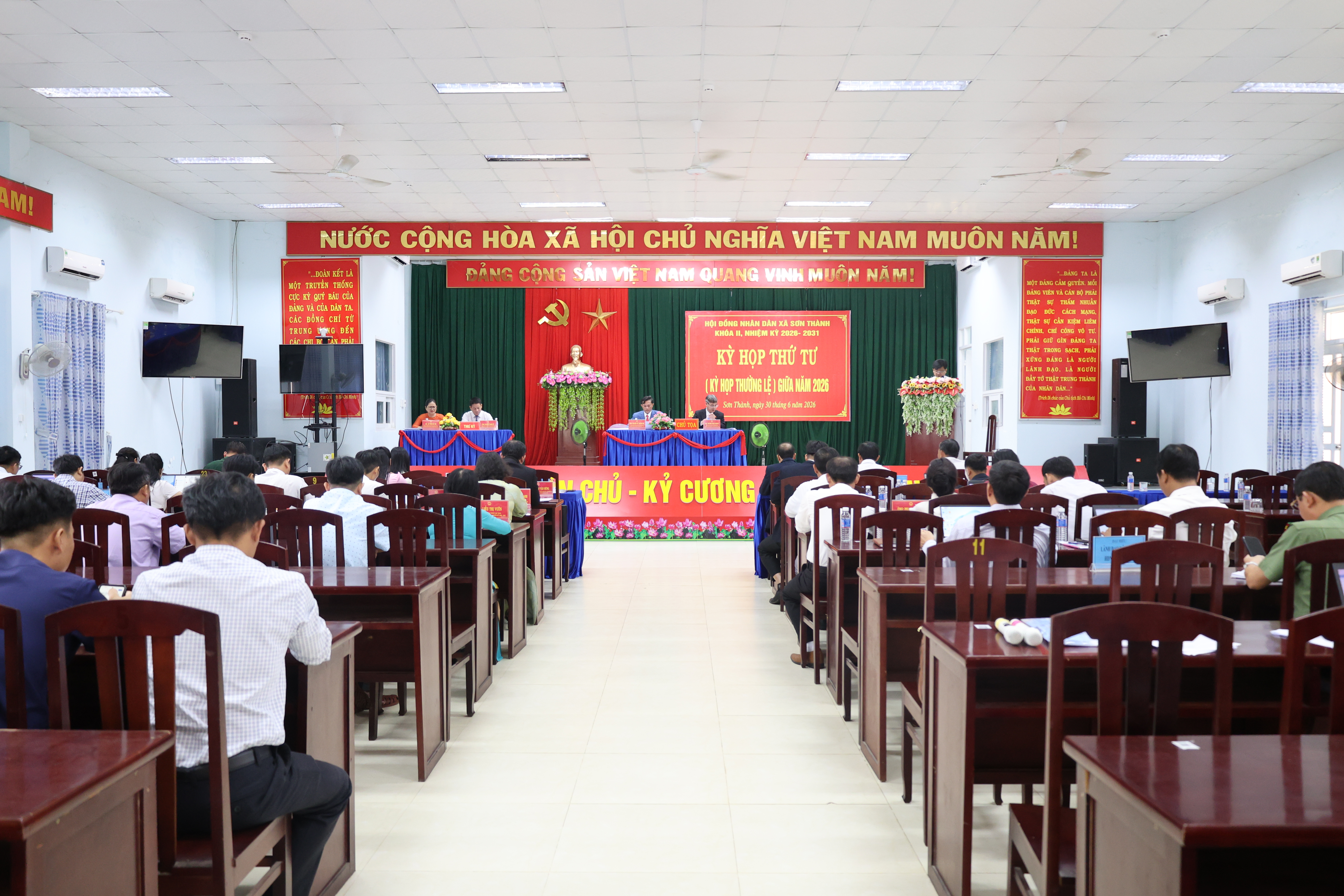 HĐND xã Sơn Thành tổ chức Kỳ họp thứ Tư (kỳ họp thường lệ giữa năm 2026) khóa II, nhiệm kỳ 2026 – 2031