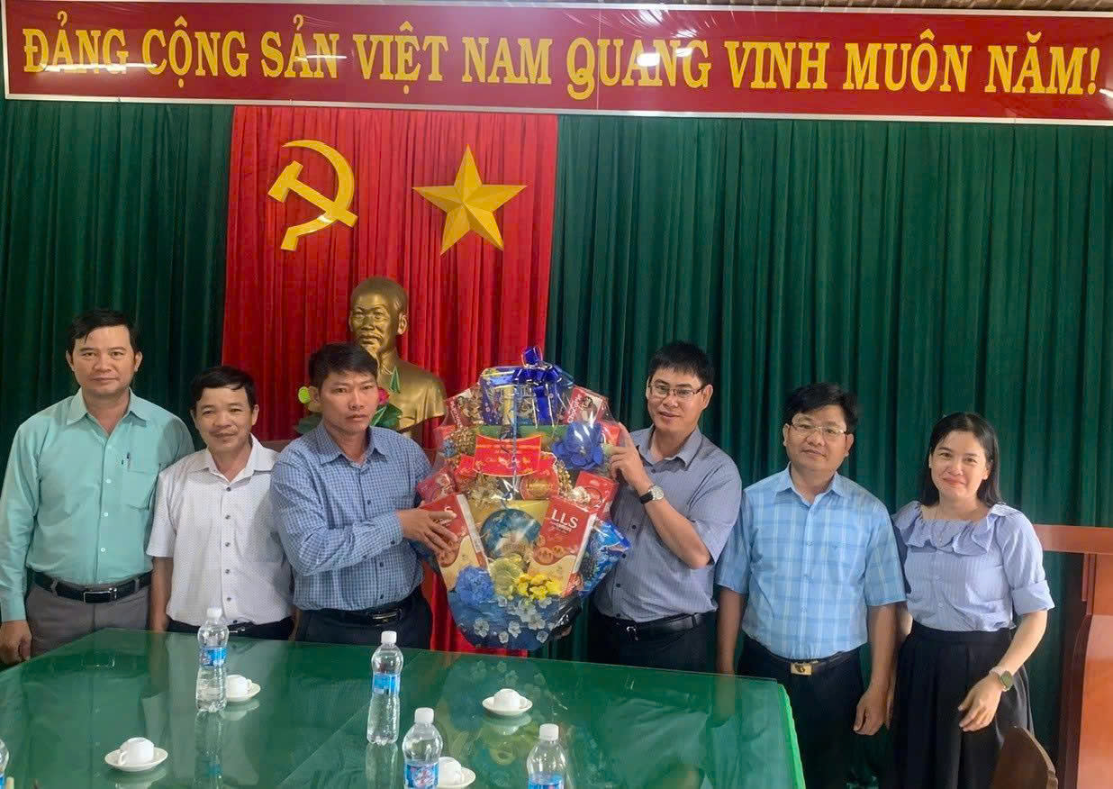 z7524703586246-a86361059b4fa943ff7b538ef496d142