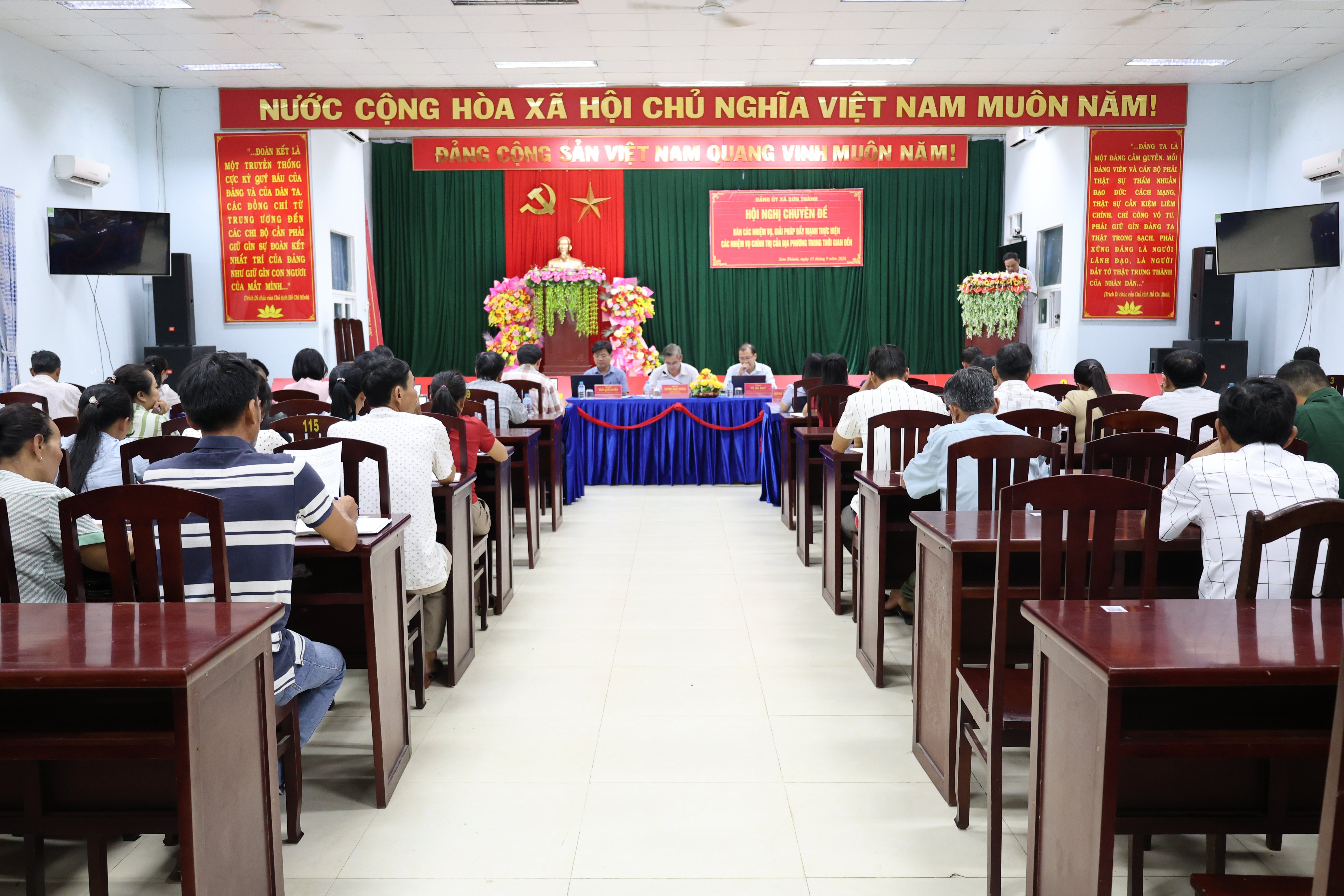 Sơn Thành: Hội nghị chuyên đề bàn giải pháp đẩy mạnh thực hiện các nhiệm vụ chính trị năm 2026