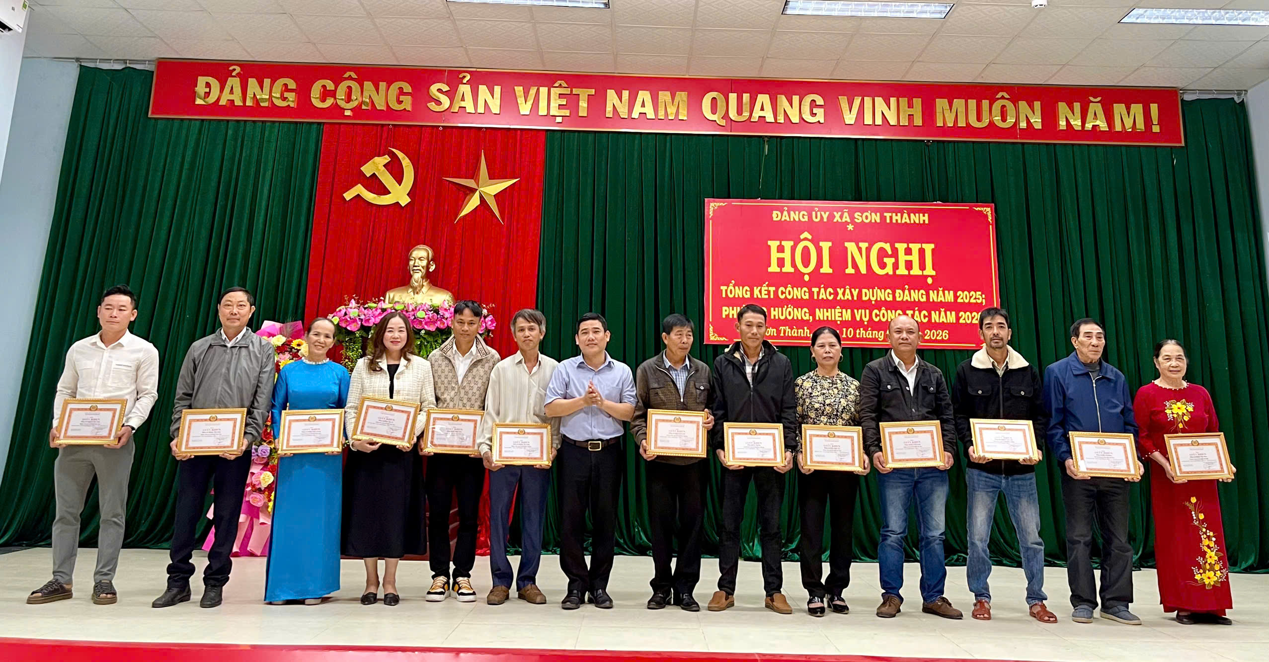 z7425856341724_0b511f263d8c789a59b0e0ef6383951c