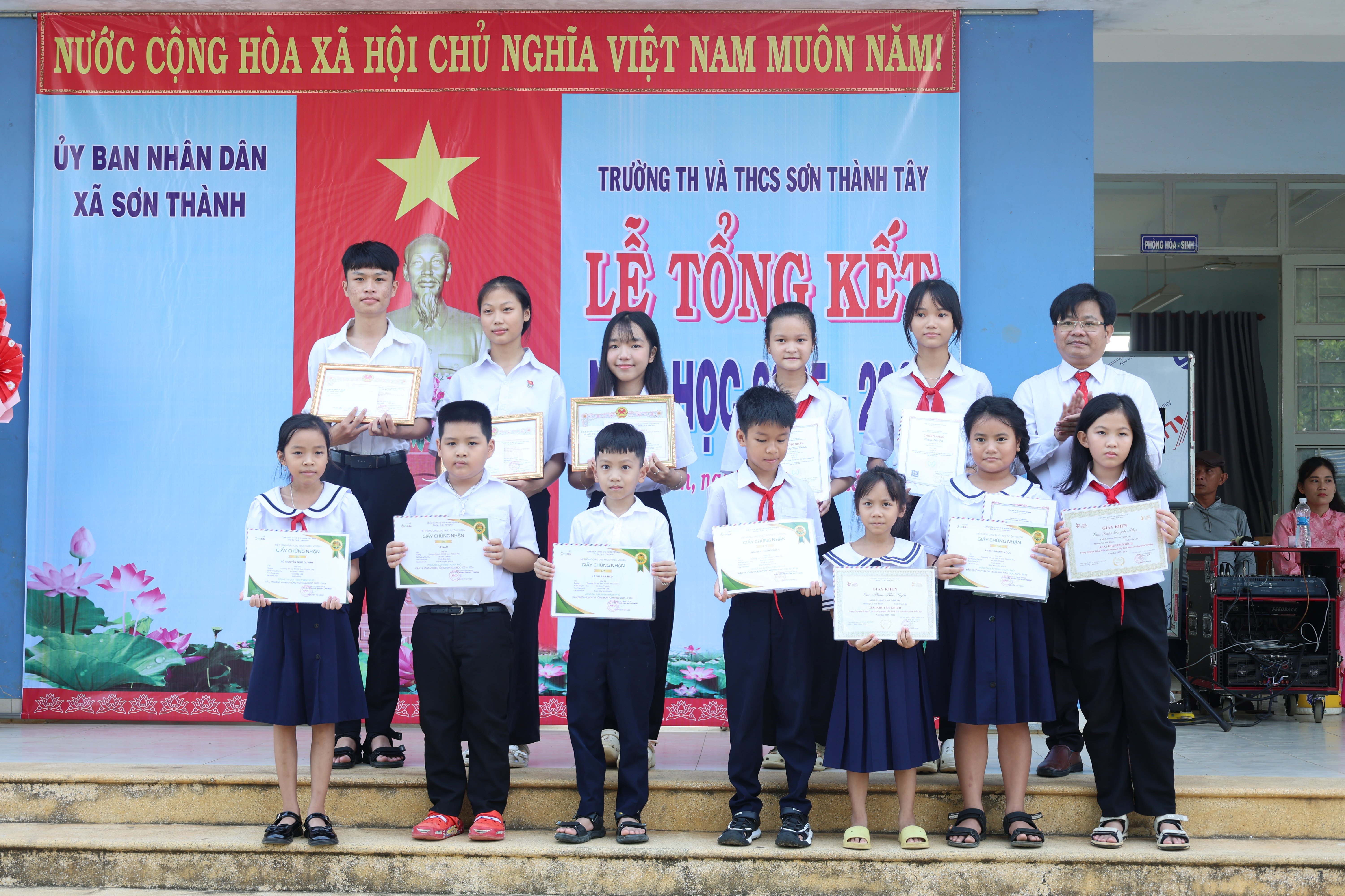 Trường TH và THCS Sơn Thành Tây tổ chức Lễ tổng kết năm học 2025-2026
