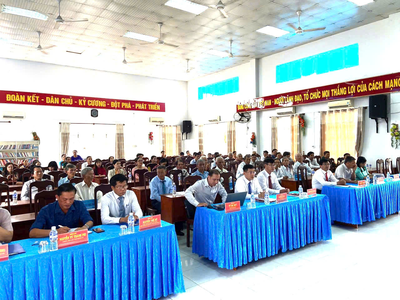 z6957342014428_e3d10cfefa083747740dacdd606544ca