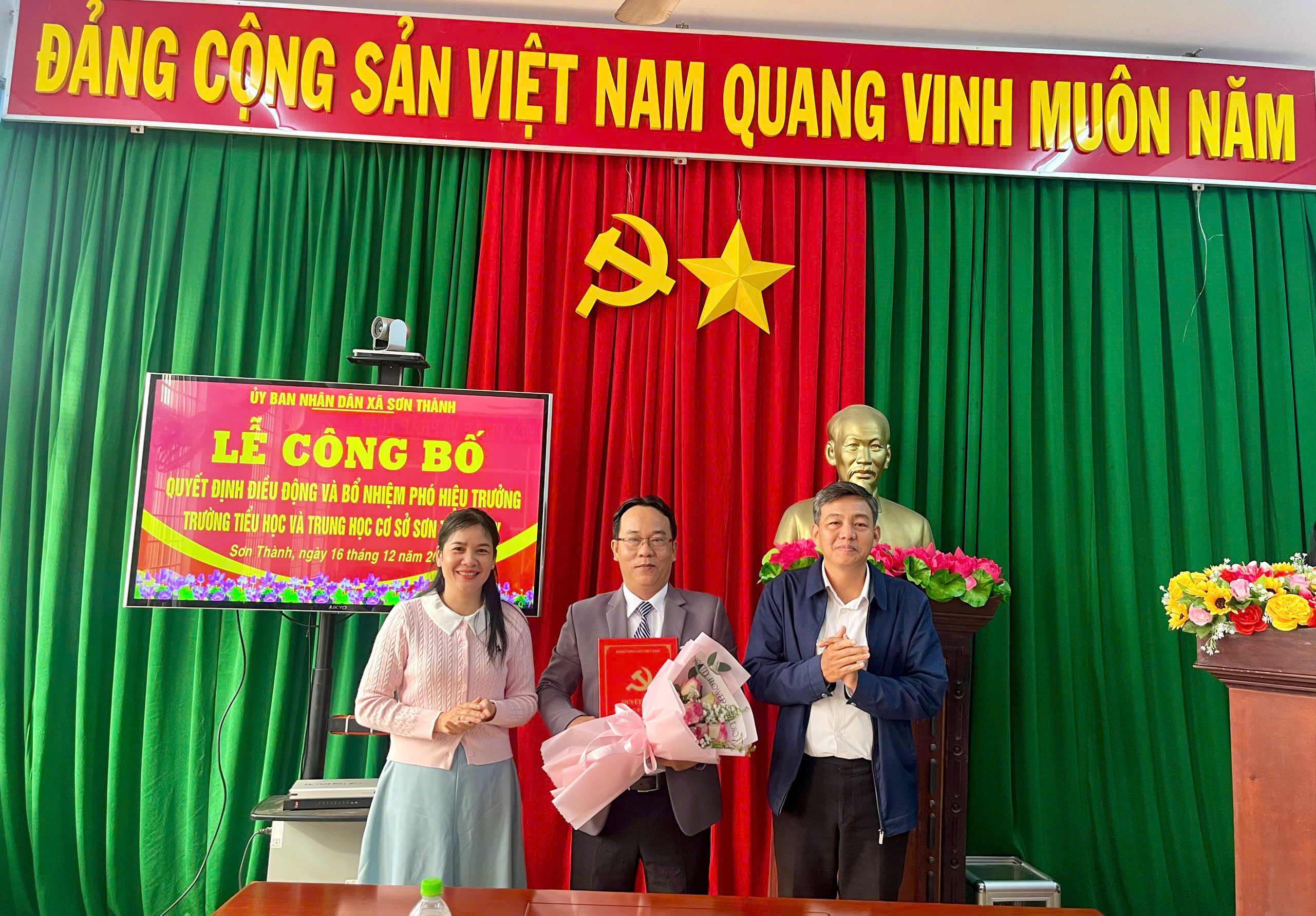 z7331308774572_047df10353f9c229a0267aa34824bc0c